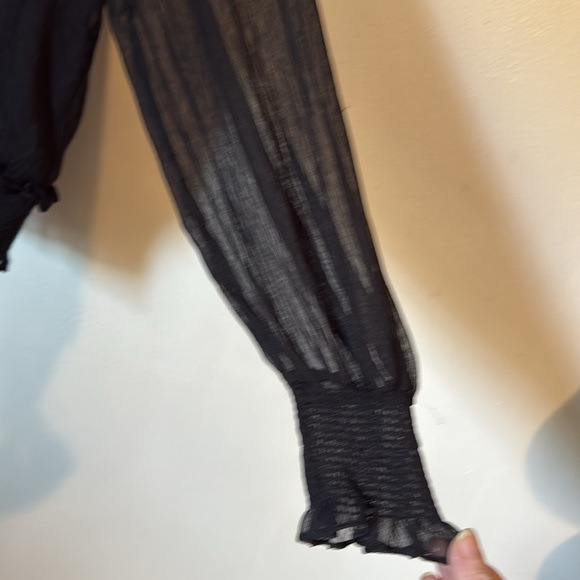 🌹NWT:BLU PEPPER SHEER HIGH NECK BLOUSE - Picture 5 of 11